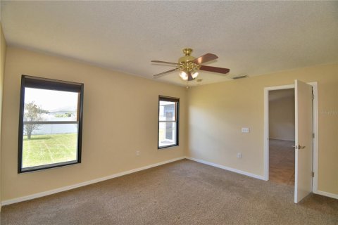 House in Auburndale, Florida 3 bedrooms, 131.64 sq.m. № 1854399 - photo 23