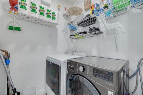 Condo in Clearwater, Florida, 2 bedrooms  № 1685484 - photo 17