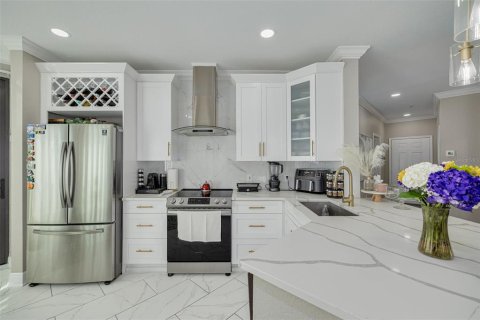 Condo in Clearwater, Florida, 2 bedrooms  № 1685484 - photo 6