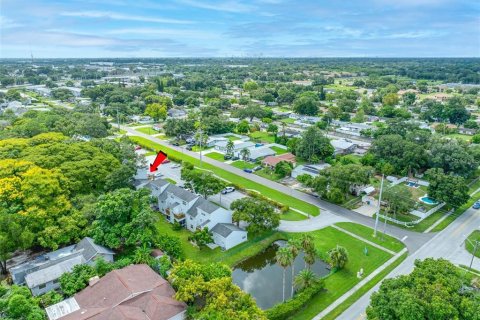 Condo in Pinellas Park, Florida, 2 bedrooms  № 1912879 - photo 28