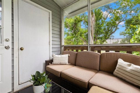 Condo in Pinellas Park, Florida, 2 bedrooms  № 1912879 - photo 25