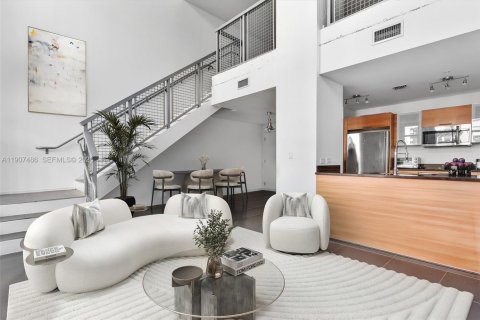 Copropriété à vendre à Miami, Floride: 2 chambres, 116.78 m2 № 2326296 - photo 3