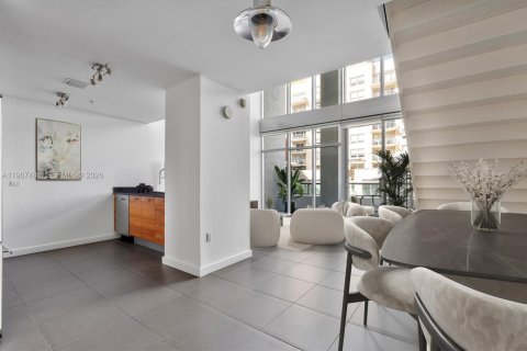 Copropriété à vendre à Miami, Floride: 2 chambres, 116.78 m2 № 2326296 - photo 7