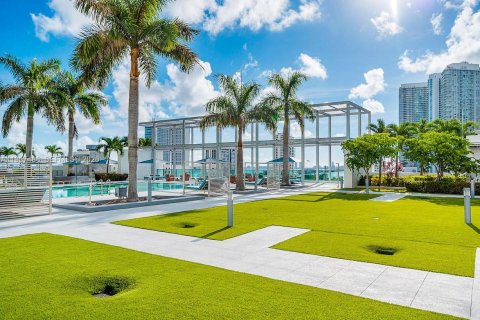 Copropriété à vendre à Miami, Floride: 2 chambres, 116.78 m2 № 2326296 - photo 26