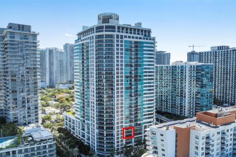 Copropriété à vendre à Miami, Floride: 2 chambres, 116.78 m2 № 2326296 - photo 16