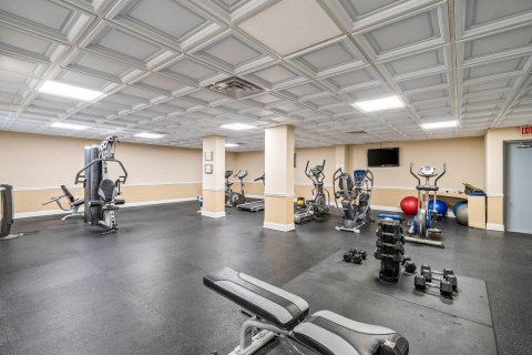 Condo in Palm Beach, Florida, 2 bedrooms  № 2253134 - photo 27
