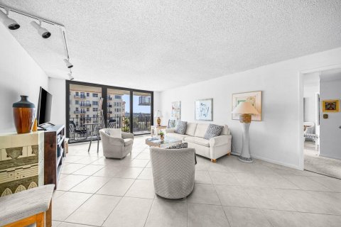 Condo in Palm Beach, Florida, 2 bedrooms  № 2253134 - photo 5