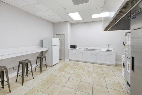 Immobilier commercial à vendre à Apopka, Floride: 1178.84 m2 № 2339253 - photo 15