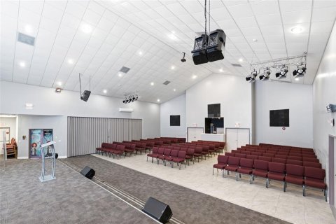 Immobilier commercial à vendre à Apopka, Floride: 1178.84 m2 № 2339253 - photo 6