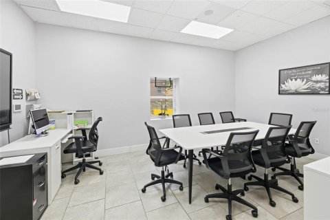 Immobilier commercial à vendre à Apopka, Floride: 1178.84 m2 № 2339253 - photo 9