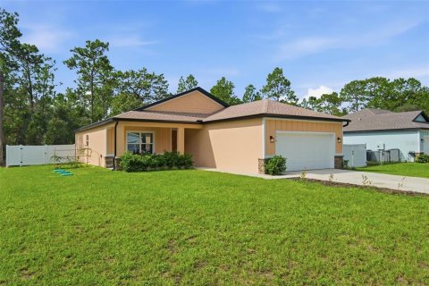 Casa en Dunnellon, Florida 3 dormitorios, 151.8 m2 № 2376786