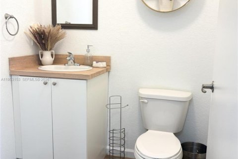 Touwnhouse à vendre à Florida City, Floride: 2 chambres, 105.91 m2 № 2007522 - photo 7