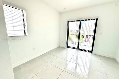 Villa ou maison à louer à Florida City, Floride: 5 chambres, 176.7 m2 № 2038174 - photo 23