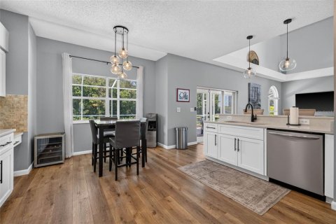 Villa ou maison à vendre à Tampa, Floride: 3 chambres, 209.03 m2 № 2195570 - photo 7