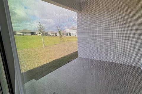 Villa ou maison à louer à Lake Wales, Floride: 3 chambres, 163.88 m2 № 2380303 - photo 12
