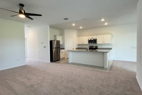 Villa ou maison à louer à Lake Wales, Floride: 3 chambres, 163.88 m2 № 2380303 - photo 6