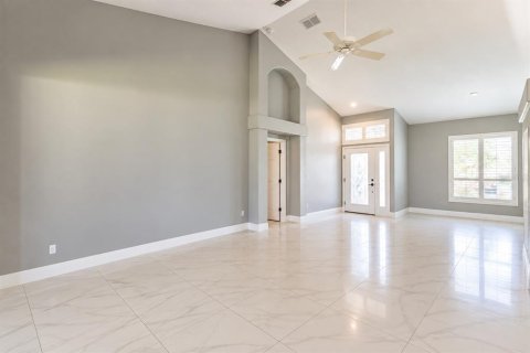 Villa ou maison à vendre à Mulberry, Floride: 3 chambres, 152.17 m2 № 2395630 - photo 2