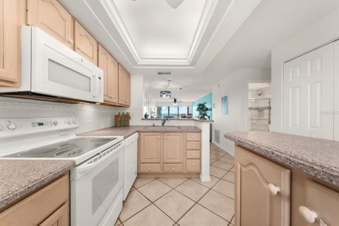 Copropriété à vendre à Sarasota, Floride: 1 chambre, 78.6 m2 № 2410338 - photo 7