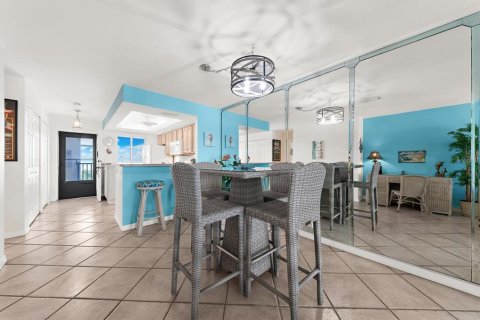 Copropriété à vendre à Sarasota, Floride: 1 chambre, 78.6 m2 № 2410338 - photo 18