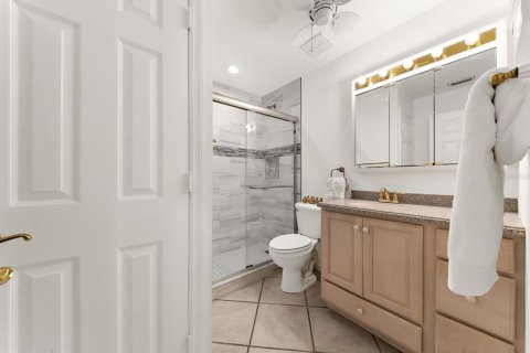Copropriété à vendre à Sarasota, Floride: 1 chambre, 78.6 m2 № 2410338 - photo 9