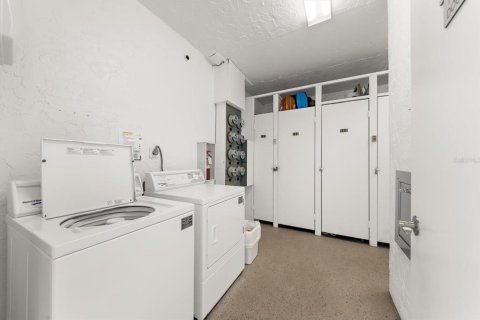 Copropriété à vendre à Sarasota, Floride: 1 chambre, 78.6 m2 № 2410338 - photo 29