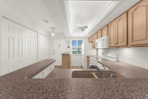Copropriété à vendre à Sarasota, Floride: 1 chambre, 78.6 m2 № 2410338 - photo 8