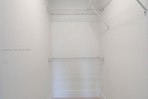 Снять в аренду квартиру в Майами-Бич, Флорида 1 спальня, № 2249851 - фото 11