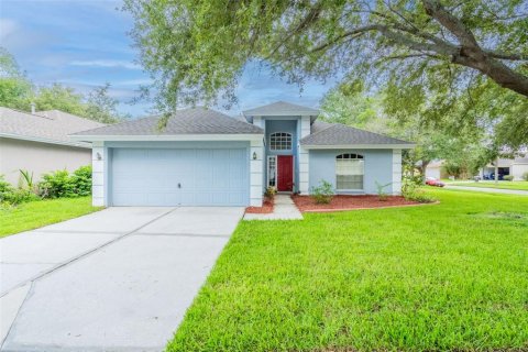 Casa en venta en Brandon, Florida, 3 dormitorios, 169.64 m2 № 1911237 - foto 1