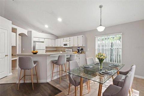 Casa en venta en Brandon, Florida, 3 dormitorios, 169.64 m2 № 1911237 - foto 6