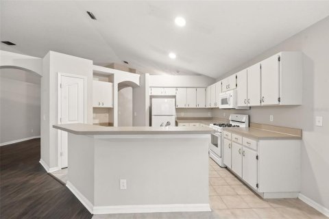 Casa en venta en Brandon, Florida, 3 dormitorios, 169.64 m2 № 1911237 - foto 11