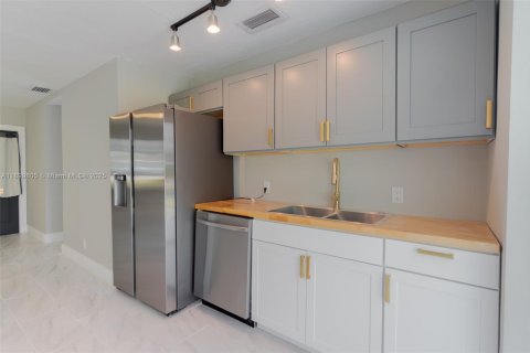 Villa ou maison à vendre à Delray Beach, Floride: 3 chambres, 86.21 m2 № 1951385 - photo 8