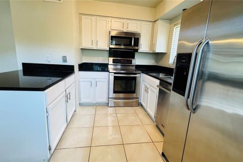 Condominio en alquiler en Orlando, Florida, 2 dormitorios, 86.58 m2 № 1823306 - foto 6