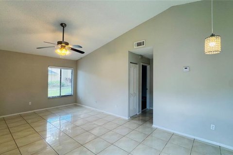 Condominio en alquiler en Orlando, Florida, 2 dormitorios, 86.58 m2 № 1823306 - foto 7