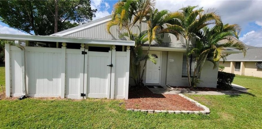 Condominio en Orlando, Florida, 2 dormitorios № 1823306