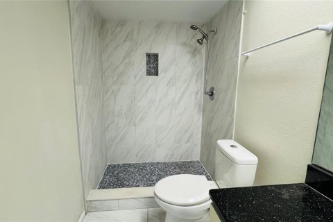 Condominio en alquiler en Orlando, Florida, 2 dormitorios, 86.58 m2 № 1823306 - foto 22