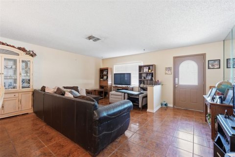 Villa ou maison à vendre à Tarpon Springs, Floride: 3 chambres, 169.27 m2 № 2100758 - photo 3