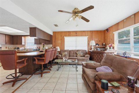 Villa ou maison à vendre à Tarpon Springs, Floride: 3 chambres, 169.27 m2 № 2100758 - photo 17