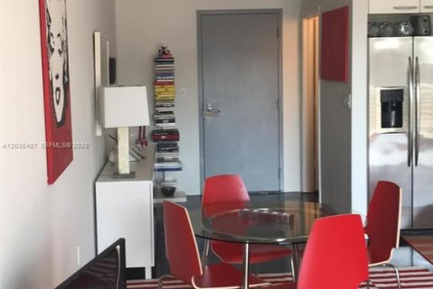 Copropriété à louer à Miami Beach, Floride: 1 chambre, 89.74 m2 № 2084291 - photo 4