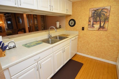 Condominio en alquiler en Largo, Florida, 2 dormitorios, 91.69 m2 № 1648423 - foto 7