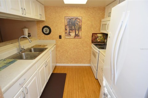 Condominio en alquiler en Largo, Florida, 2 dormitorios, 91.69 m2 № 1648423 - foto 6