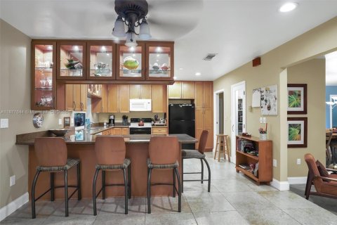 House in Palmetto Bay, Florida 4 bedrooms, 291.06 sq.m. № 1922791 - photo 19