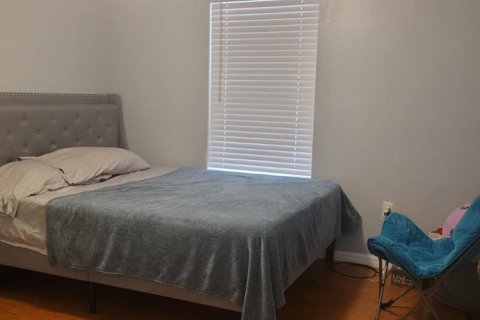 House in Kissimmee, Florida 3 bedrooms, 108.88 sq.m. № 1912360 - photo 15