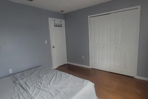 House in Kissimmee, Florida 3 bedrooms, 108.88 sq.m. № 1912360 - photo 17