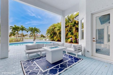 Casa en alquiler en Wellington, Florida, 5 dormitorios, 413.42 m2 № 2176954 - foto 22