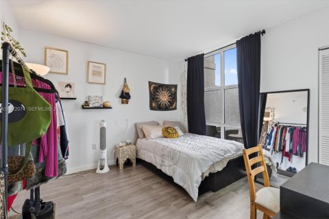 Condominio en venta en Miami, Florida, 1 dormitorio, 66.52 m2 № 2034005 - foto 23