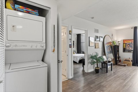 Condominio en venta en Miami, Florida, 1 dormitorio, 66.52 m2 № 2034005 - foto 22