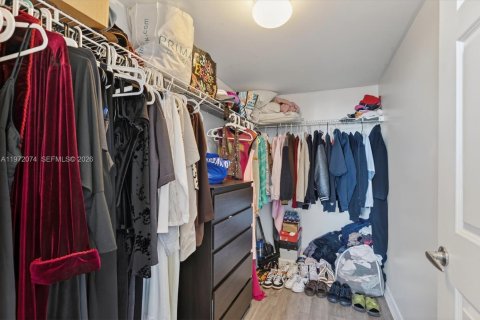 Condominio en venta en Miami, Florida, 1 dormitorio, 66.52 m2 № 2034005 - foto 27