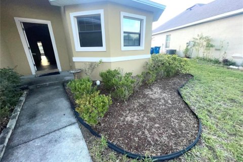 Villa ou maison à Haines City, Floride 4 chambres, 167.97 m2 № 2416646