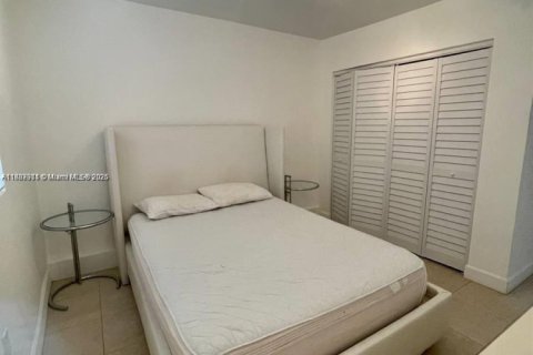 Купить коммерческую недвижимость в Холливуд, Флорида 544.13м2, № 1981669 - фото 10