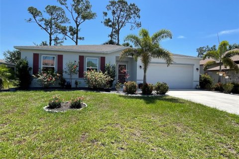 Casa en venta en Punta Gorda, Florida, 4 dormitorios, 173.26 m2 № 1690616 - foto 1
